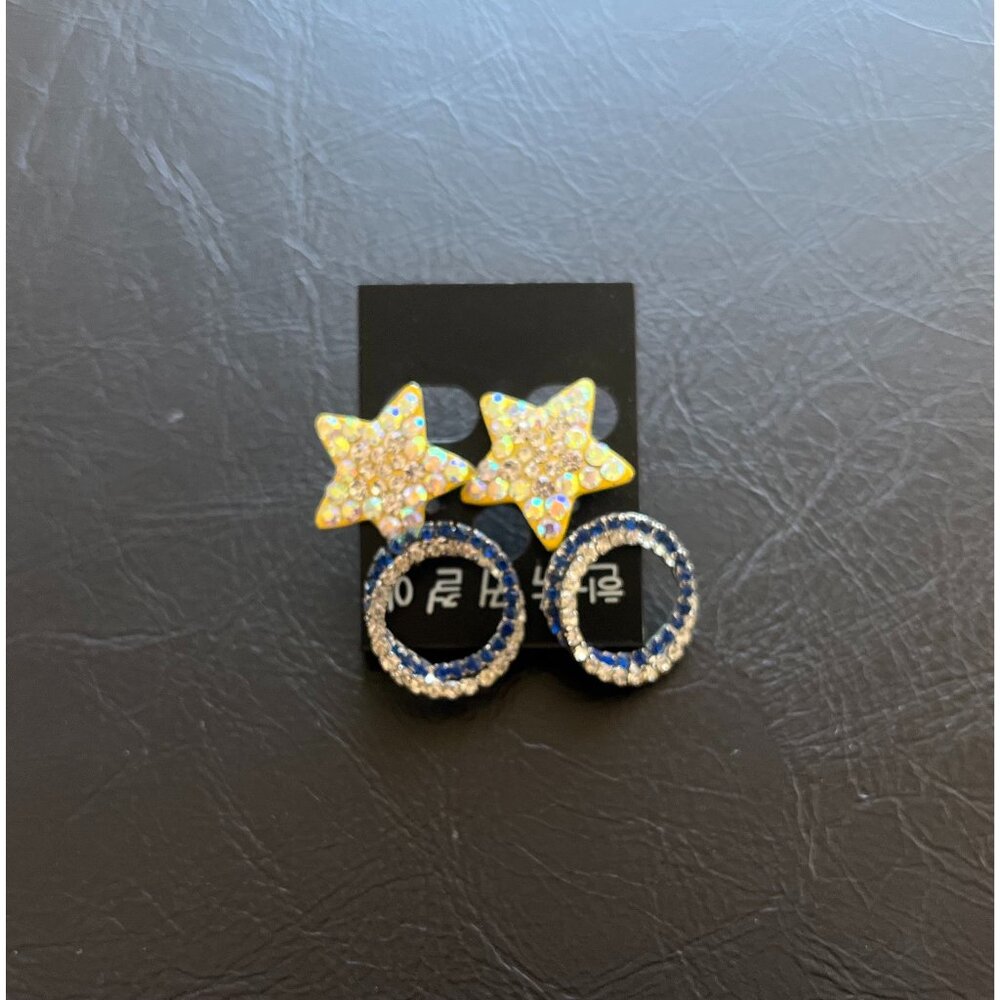 Two Pairs of Sparkly Earrings Set